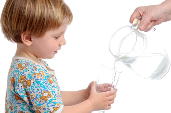 Dịch và các chất điện giải trẻ Sơ sinh